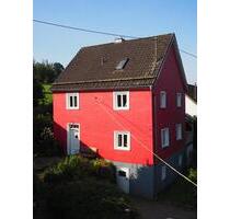 Modernisiertes Fachwerkhaus, Scheune, ausgebautes Holzhaus, Hof - Reichshof