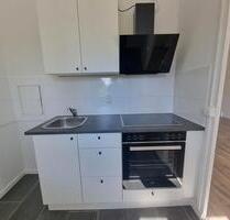 Einziehen und Wohlfühlen! Kleines Single Apartment inklusive Einbauküche - Magdeburg Alt Olvenstedt