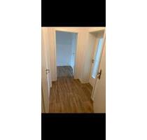 1,5 Raum EG Wohnung mit Balkon - 430,00 EUR Kaltmiete, ca.  40,00 m² in Mühlhausen (Thüringen) (PLZ: 99974)