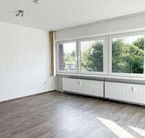 Helle 4 Zimmer Wohnung - 990,00 EUR Kaltmiete, ca.  85,00 m² in Schmitten im Taunus (PLZ: 61389)