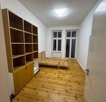2 Zimmer Wohnung mit Balkon & Terrasse ,möbliert ,zur Untermiete - Berlin Neukölln