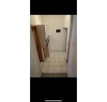 2-3 Zimmer Wohnung - 900,00 EUR Kaltmiete, ca.  65,00 m² in Rottenburg am Neckar (PLZ: 72108)