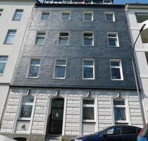 Frisch renovierte 4-Zi.-DG-Whg. mit Tageslichtbad - Wuppertal Sedansberg