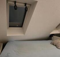 1 Zimmer zu vermieten in 2 Zimmer schöne heller Wohnung - Linden