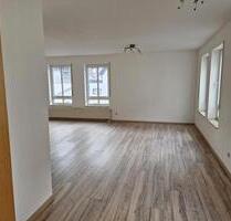 2- Zimmer Wohnung in Münsingen - 710,00 EUR Kaltmiete, ca.  70,00 m² in Münsingen (PLZ: 72525)