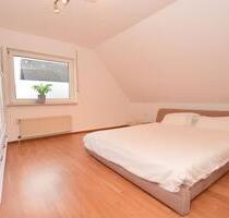 Dachgeschoswohnung mit Garage in ruhiger Siedlungslage in Markhausen - Friesoythe