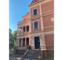 Herrschaftliches Gewerbe mit 5 Zimmern im DG in bester Lage von Grimma! Klimaanlage!