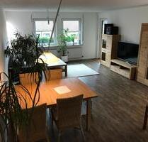 Helle 3,5 Zimmer-Traumwohnung inkl. TG-Stellplatz und Keller - Ludwigsburg Hoheneck