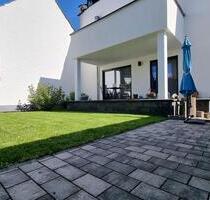 3,5 Zimmer-Eigentumswohnung mit Garten auf Niederwerth! - Vallendar