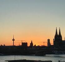 Wohnung mit Rheinblick zum 01.11 oder 01.12 - Köln Mülheim
