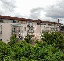 Leben, wo Regensburg pulsiert – Balkonwohnung zwischen Uni & Altstadt
