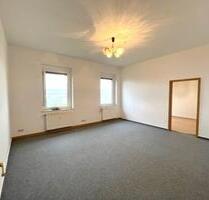 3-Raum-Wohnung - 375,00 EUR Kaltmiete, ca.  75,00 m² in Lucka (PLZ: 04613)