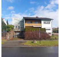 Haus mit Nebengebäude - 450.000,00 EUR Kaufpreis, in Ober-Ramstadt (PLZ: 64372)