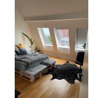 Befristetes Zimmer mit eigenem Bad und Dusche im Penthouse - Berlin Charlottenburg-Wilmersdorf