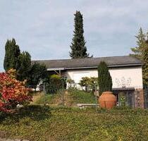 Freistehendes Haus in Bechtheim, Nähe Bad Camberg zu verkaufen - Nidderau