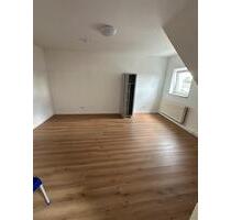 **Attraktive Dachgeschosswohnung in Bochum Goldhamme!** mit Küche