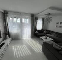 Neu & Top sanierte 4 Zimmer Wohnung in Weingarten mit Traumküche