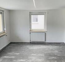 Helle 3,5-Zimmer-Wohnung mit Balkon & Tageslichtbad - Lauchheim