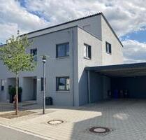 Exklusive Doppelhaushälfte - 1.500,00 EUR Kaltmiete, in Osterhofen (PLZ: 94486)