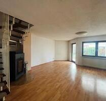Charmante 5-Zimmer Maisonette mit Terrasse in Eislingen Nord - Eislingen (Fils)