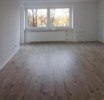 Wir renovieren Ihr neues Zuhause: geräumige 4-Zimmer-Wohnung mit Balkon in Lehe mit Top Schnitt! - Bremerhaven
