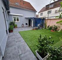 Haus 6 Zimmer Klima Neue KÜCHE - 1.950,00 EUR Kaltmiete, in Ludwigshafen am Rhein (PLZ: 67071) Ludwigshafen-Oggersheim