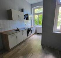 Schöne 2-Raum-Wohnung mit Einbauküche, PKW Stellplatz in Naumburg - Naumburg (Saale)