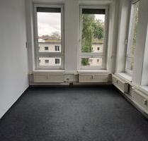 Atelierplatz im Künstlerhaus – hell, ruhig, 205 €Monat - Berlin Reinickendorf