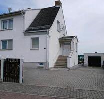 Doppelhaushälfte - 299.000,00 EUR Kaufpreis, ca.  122,00 m² in Naunhof (PLZ: 04683)