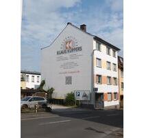 Helle, großzügige und renovierte 3-Zimmer-Wohnung in Solingen-Mitte!