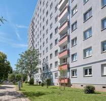 Platzwunder mit Stil – 2 Zimmer und offene Küche in einem Raumkonzept ! - Halle (Saale) Halle-Neustadt