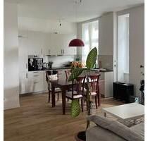 1 Zimmer in WG Kernsaniert mit Garten (1 min S Neukölln) - Berlin