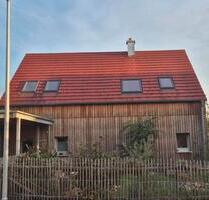 Massivholzhaus mit Lärchenverschalung zu verkaufen - Büchenbach