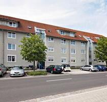 Schick sanierte 3-Zimmer-Wohnung mit Terrasse und kleinem Gartenanteil - Dresden Leuben