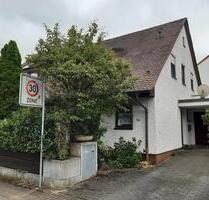 Preisreduktion!!! Doppelhaushälfte mit Küche, Sauna und Garage in - Oberasbach