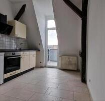 Helle Zweiraumwohnung mit Balkon und Einbauküche - Halle (Saale) Büschdorf