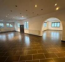 Luxuriöse Traumwohnung mit riesiger Dachterrasse in Engelskirchen-Wiehlmünden