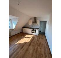 2 Zimmer Wohnung Langenfeld Reusrath - Solingen Burg