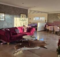 Attraktive 2-Raum-Loft-Wohnung teilmöbliert mit EBK, Esszimmer un - Dillingen an der Donau