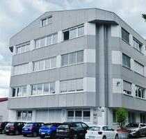 GANESHA-IMMOBILIEN...schönes helles Büro in einem Bürogebäude für Ihr Unternehmen zu vermieten ! - Michelstadt