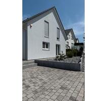 Doppelhaushälfte zu vermieten - 1.800,00 EUR Kaltmiete, in Lehrensteinsfeld (PLZ: 74251)