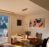 Exklusive 3-Zimmer-Dachgeschosswohnung mit Südwest-Balkon - Garching bei München