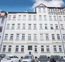 Helle 4-Zimmer-Wohnung mit Balkon in Leipzig