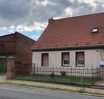Stark sanierungsbedürftige DHH in Vehlefanz mit Baureserve - Velten
