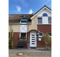 Haus in Hofanlage zu verkaufen - 545.000,00 EUR Kaufpreis, ca.  113,00 m² in Willich (PLZ: 47877)