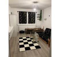 Zwischenmiete: 1 Zimmer in einer 2-Zimmer-Wohnung (WG) - Berlin Lichtenberg