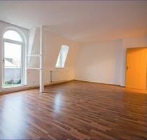 Zentrale Lage trifft auf charmantes Wohnambiente – Ihre neue Dachgeschosswohnung wartet! - Wilhelmshaven