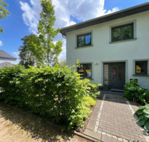 Moderne Doppelhaushälfte mit 7 Zimmern – ideal für Familie & Home - Zeuthen