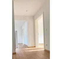 Ab sofort! Helle und moderne 2,5 Zimmer-Wohnung in Crailsheim