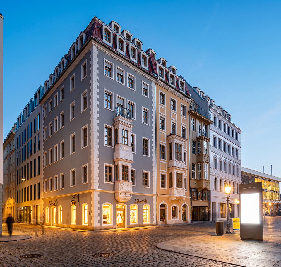 Dachgeschoss-Maisonette - 2 Zimmer mit Galerie, EBK und 2 Südbalkone - Dresden